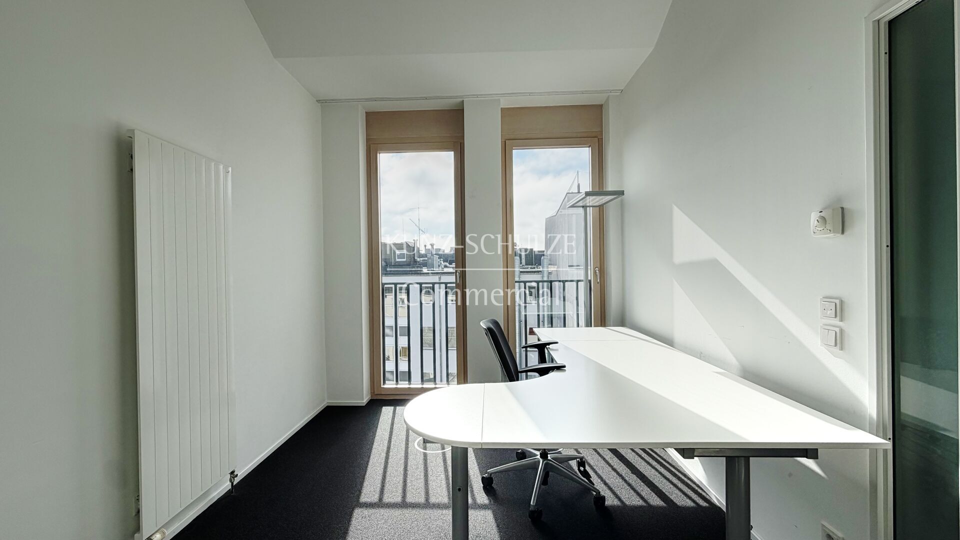 Büro00014