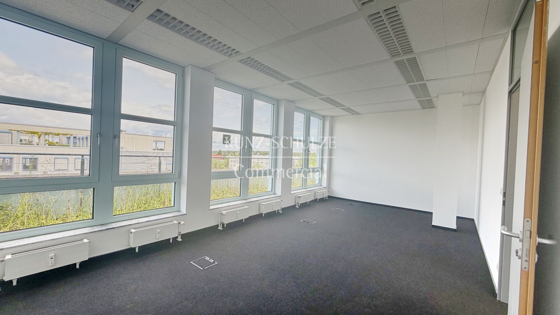 Büro00006