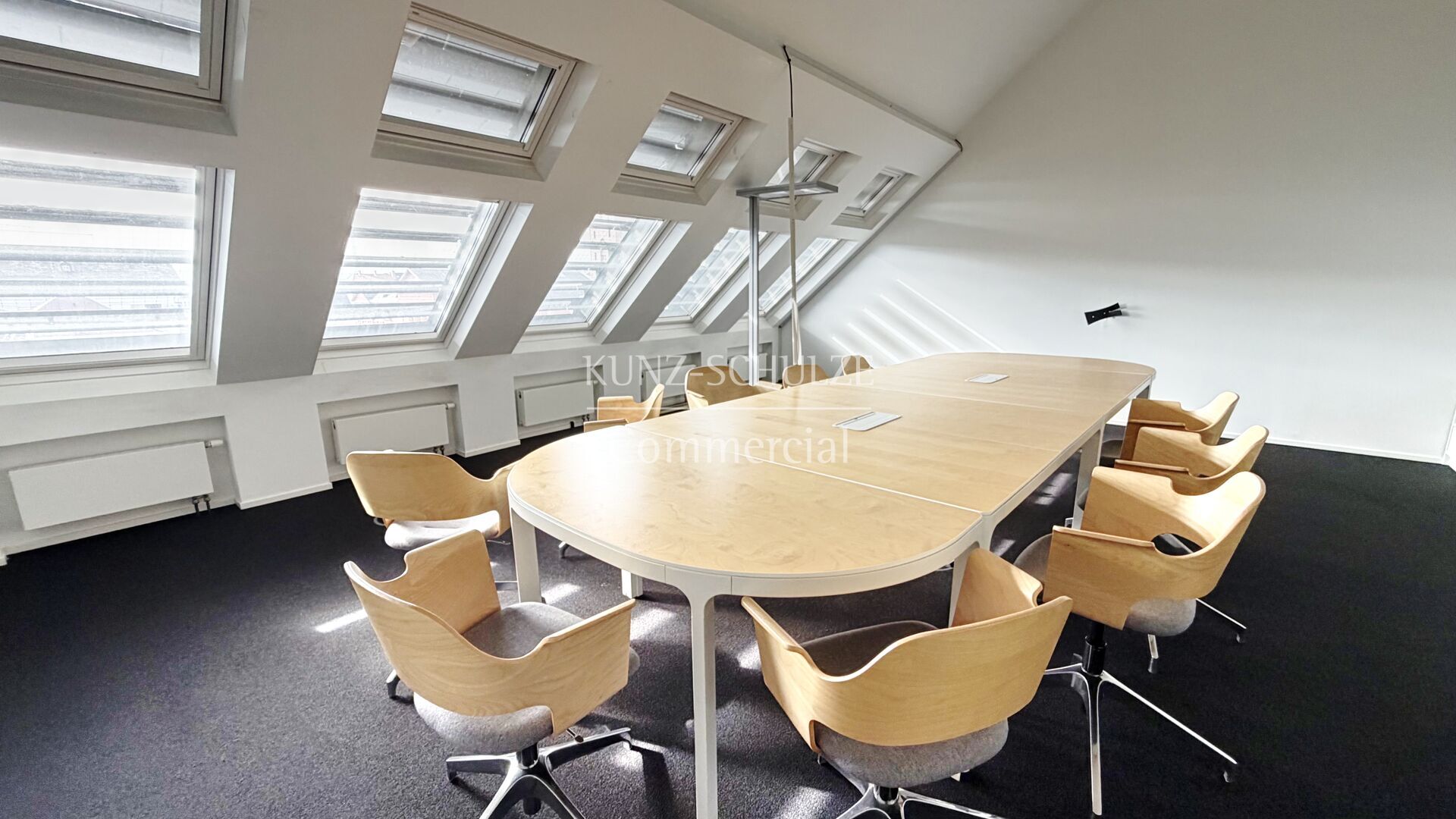 Büro00001