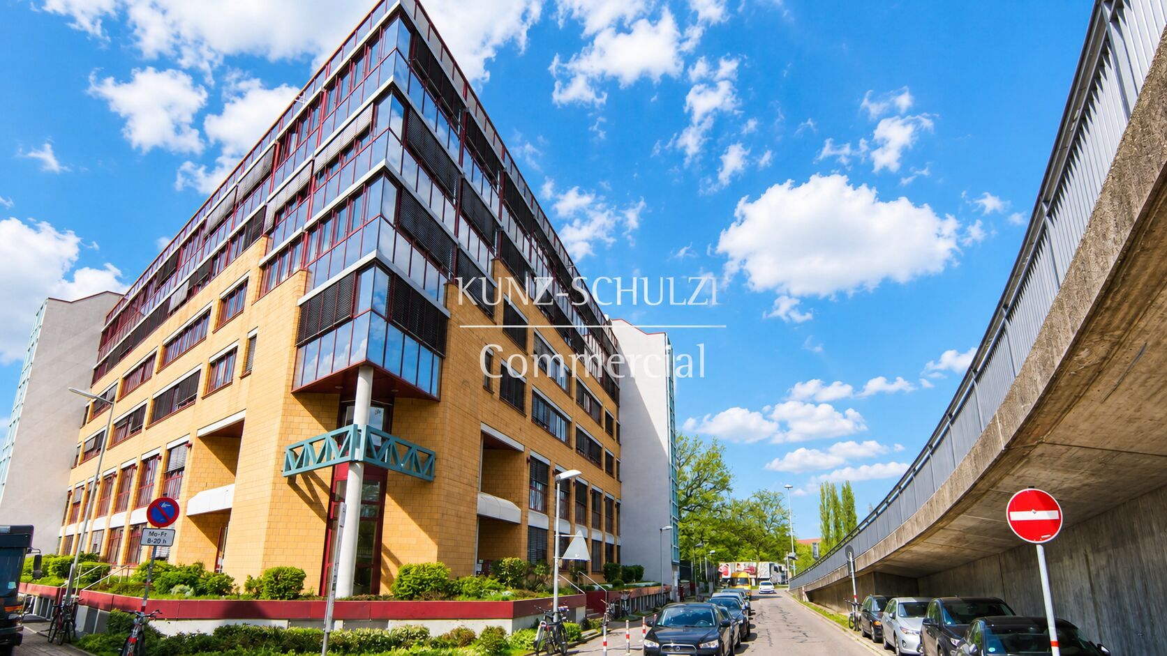 Büro00001