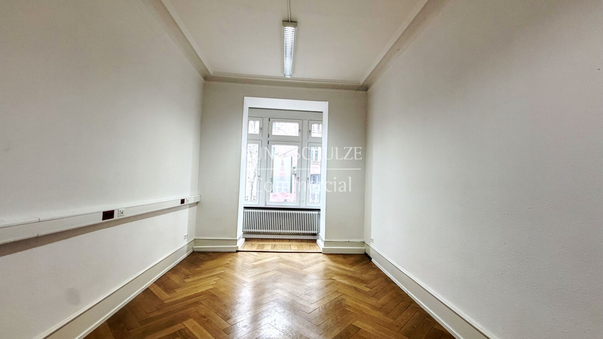 Büro00005