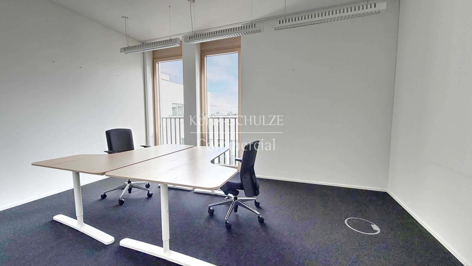 Büro00006