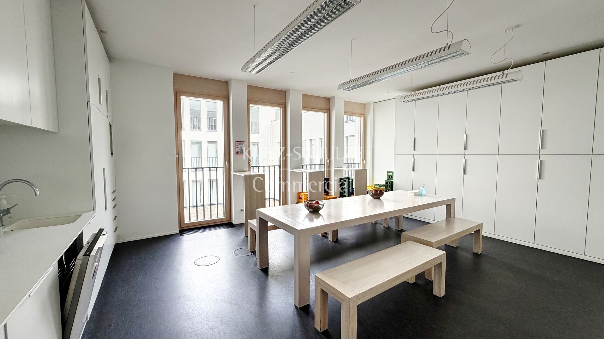 Büro00006