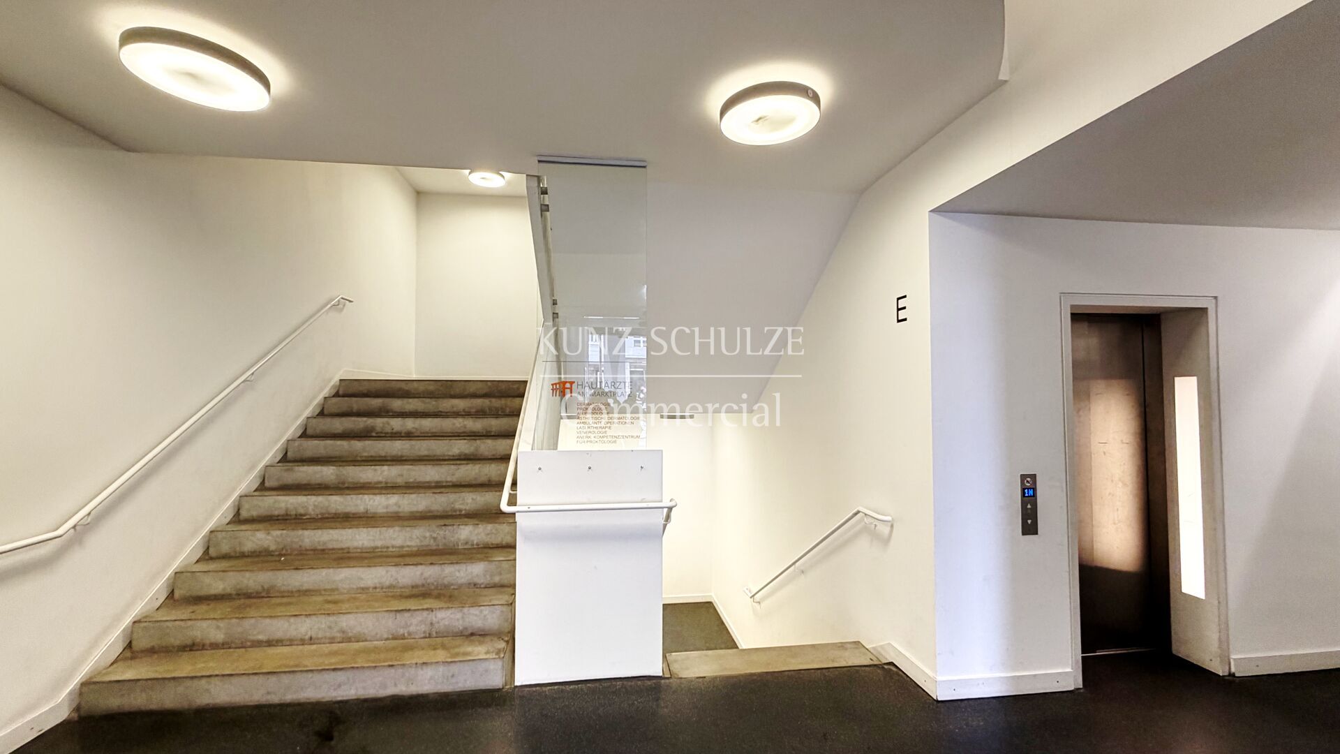 Büro00001