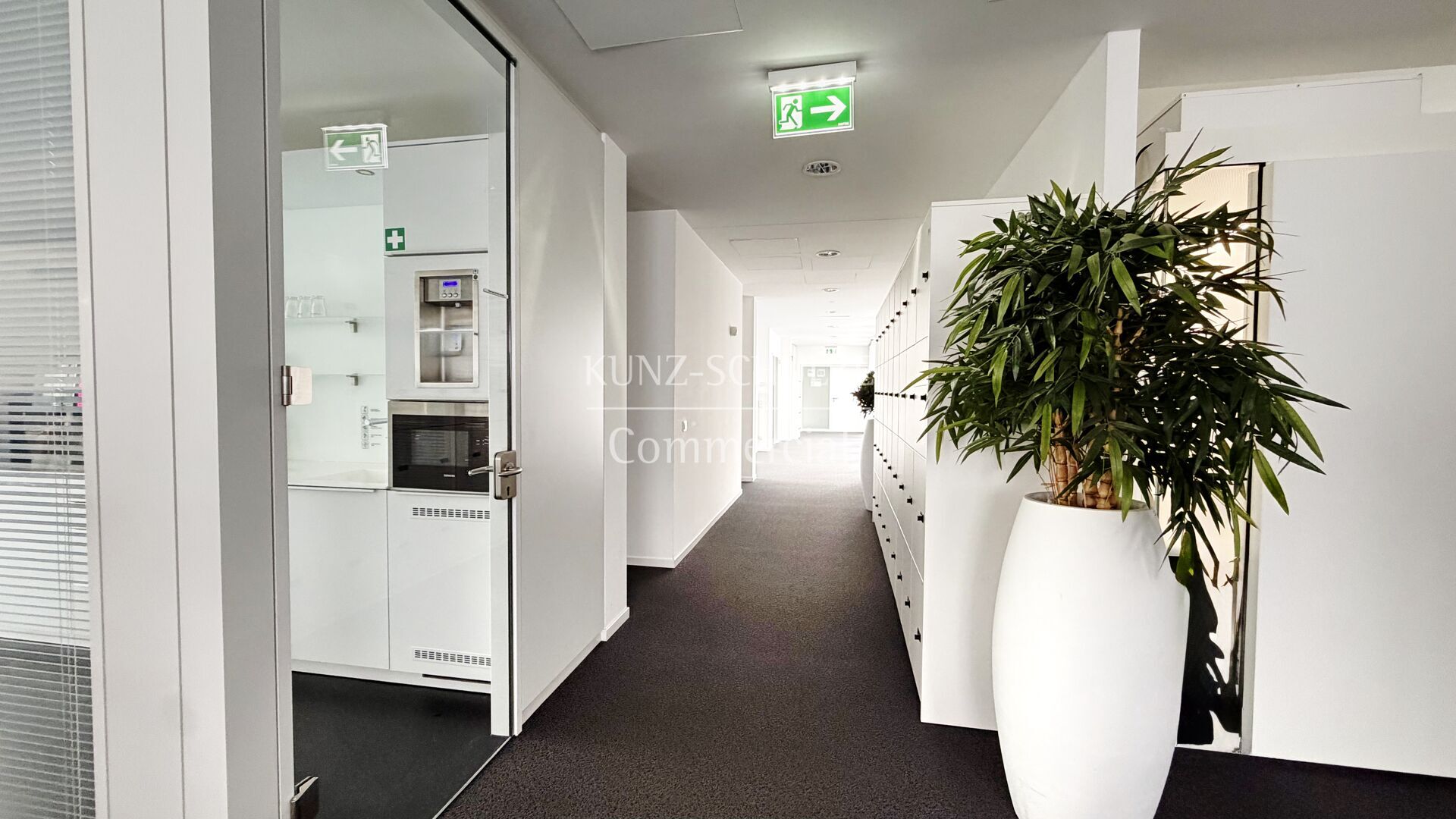 Büro00014
