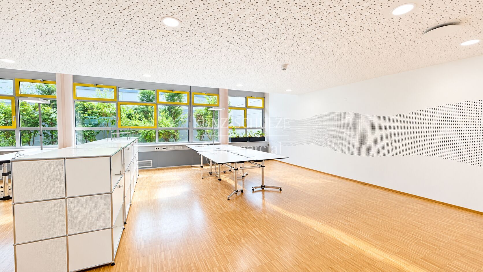 Büro00006