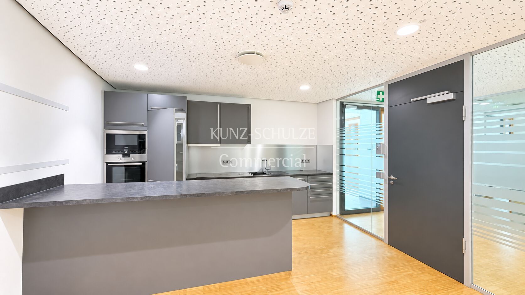 Büro00006