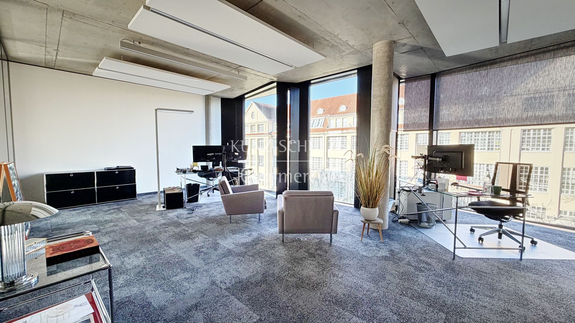 Büro00005