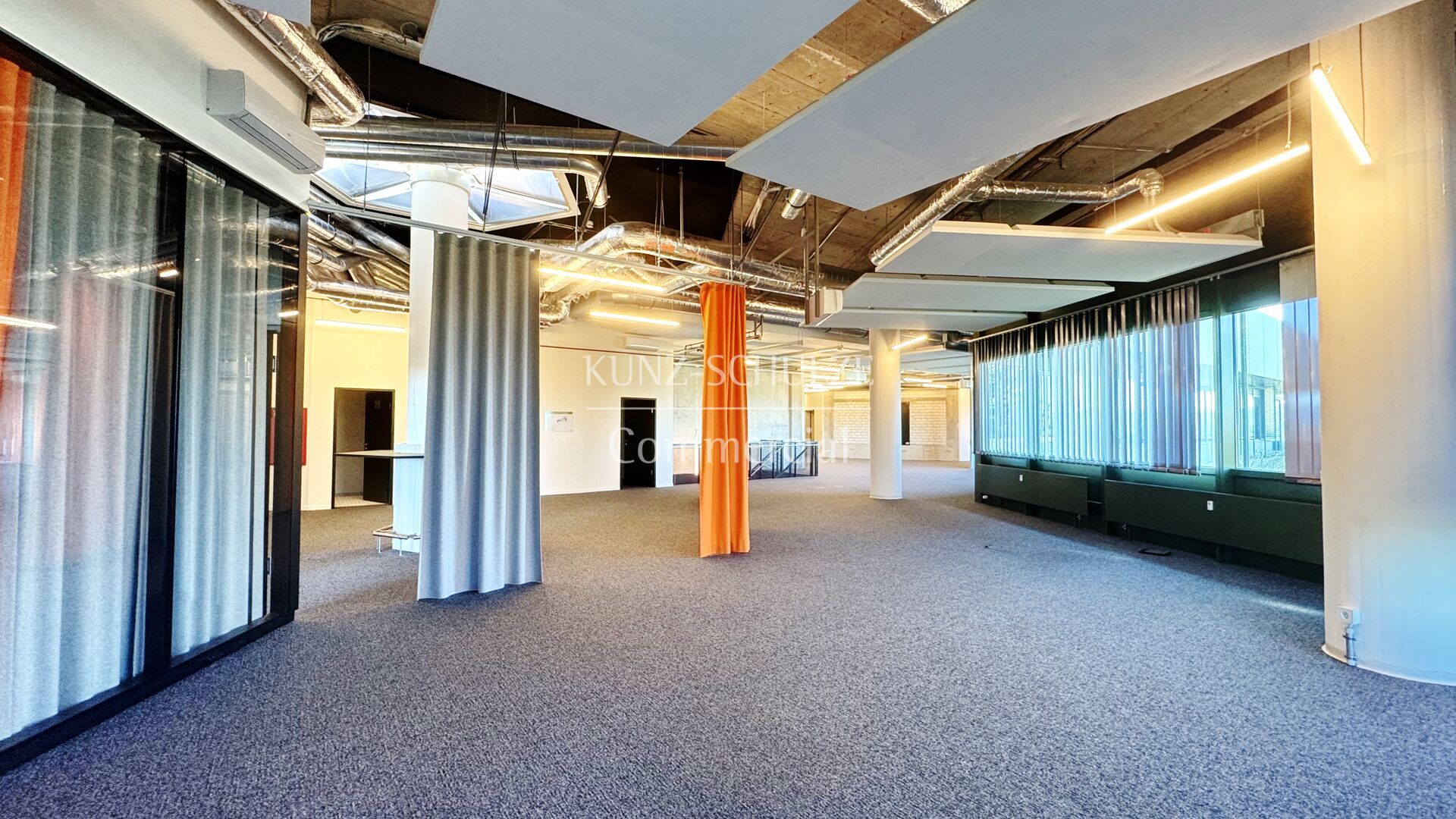 Büro00007