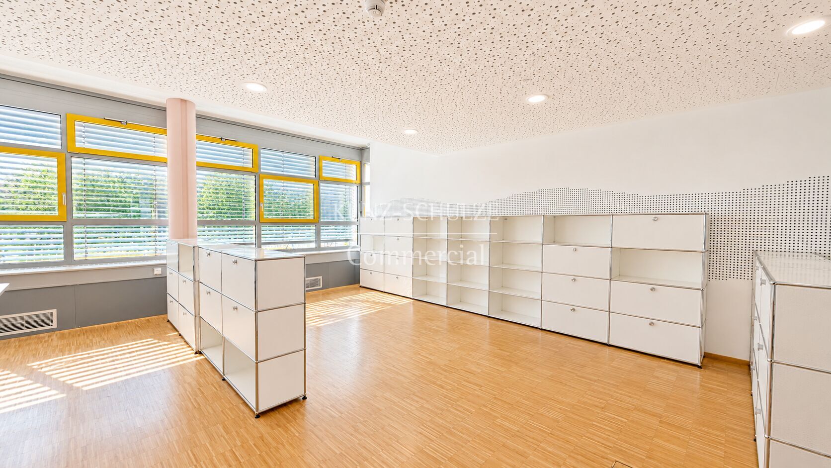 Büro00009