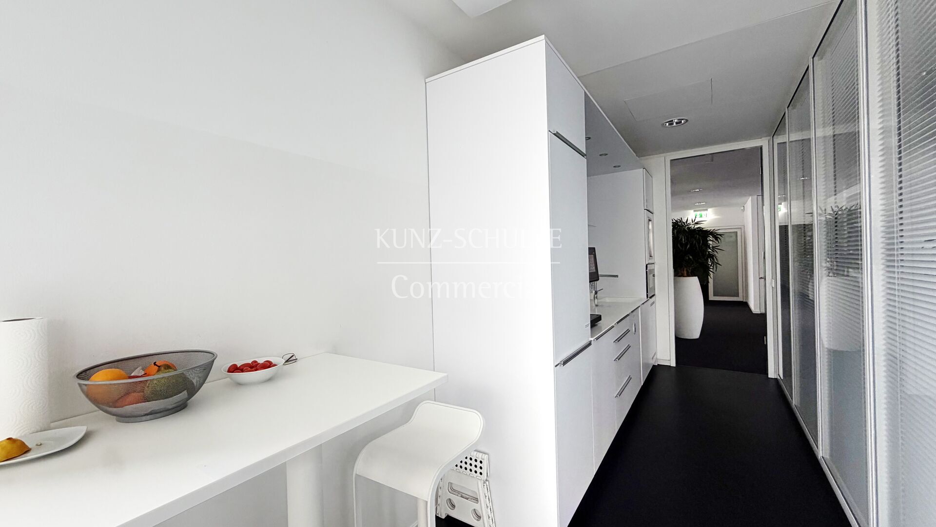 Büro00013