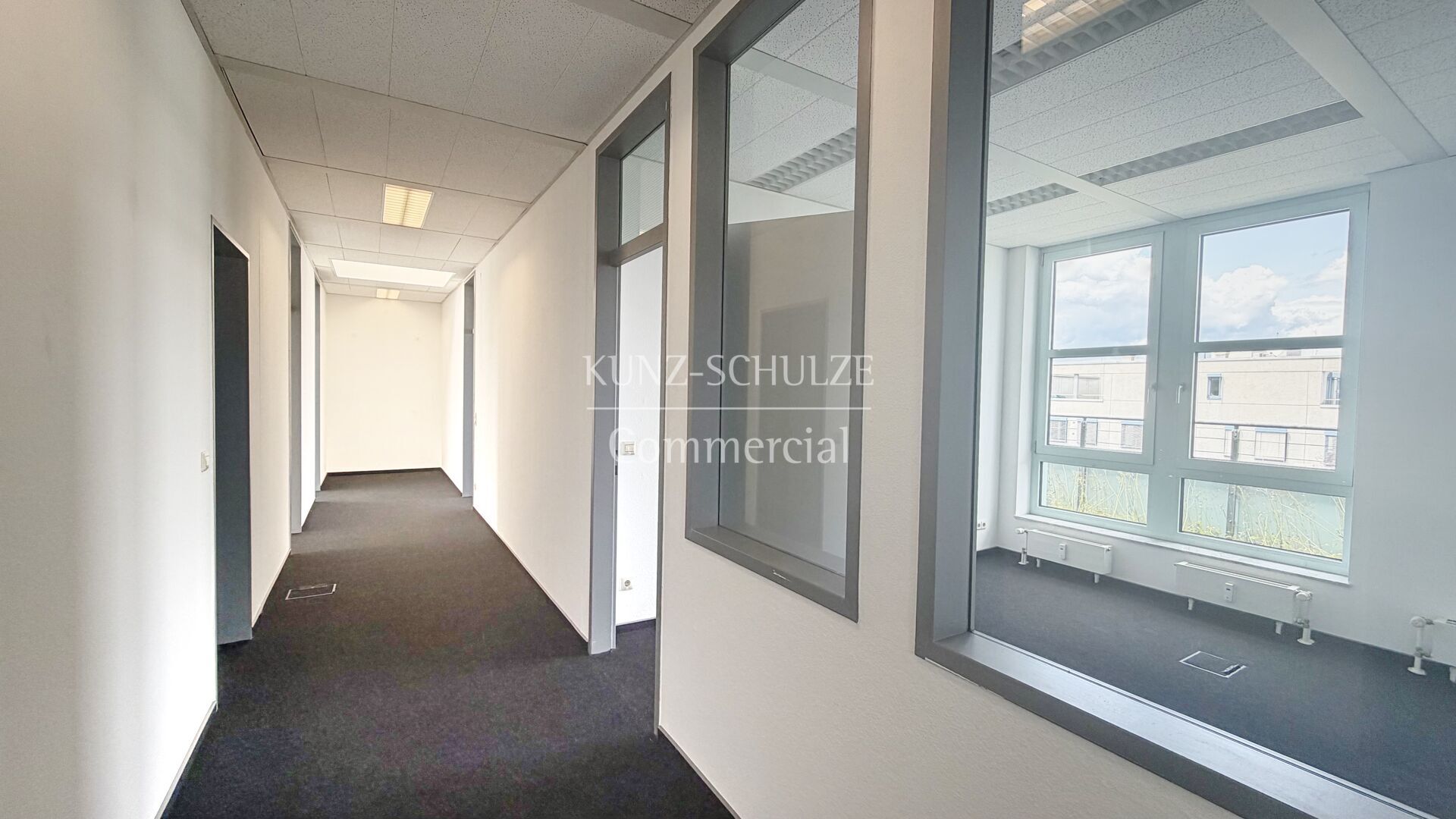 Büro00001